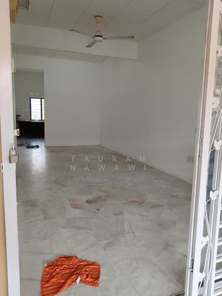 Rumah Teres 1-Tingkat untuk Dijual di Telok Panglima Garang (Selangor) - Fauran Nawawi - PropertyGuru.com.my