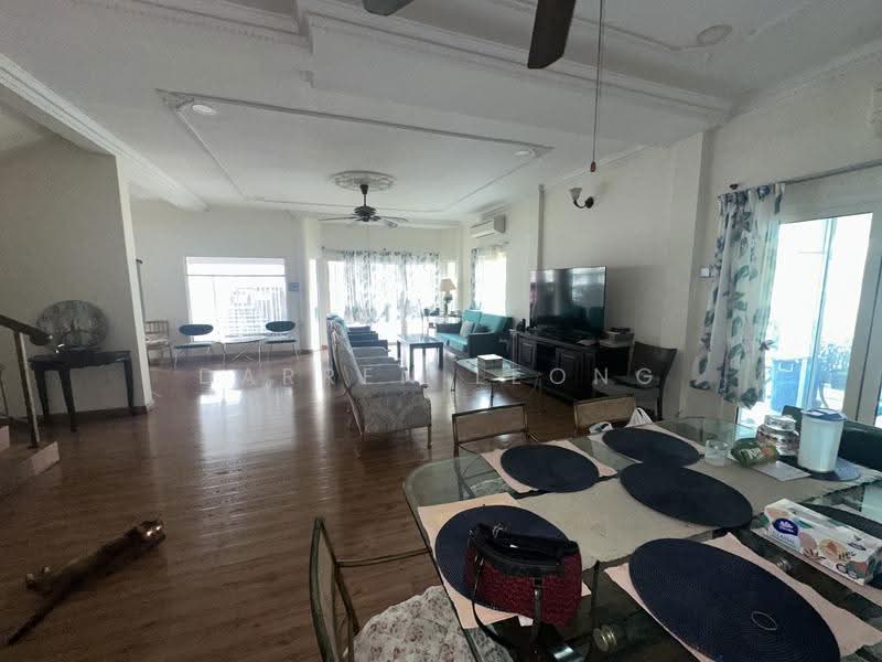 Semi-Detached House for Sale in Bandar Sunway (Sunway) - Darren Leong - Living Room - PropertyGuru.com.my