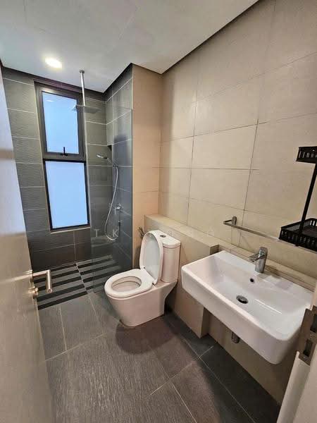 Service Residence for Sale at Paisley @ Tropicana Metropark - TK Yong - Bathroom - PropertyGuru.com.my
