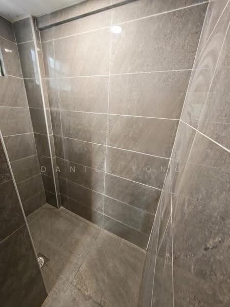 Rumah Flat untuk Dijual di Flat Taman Rinting - Daniel Yong - Bathroom - PropertyGuru.com.my