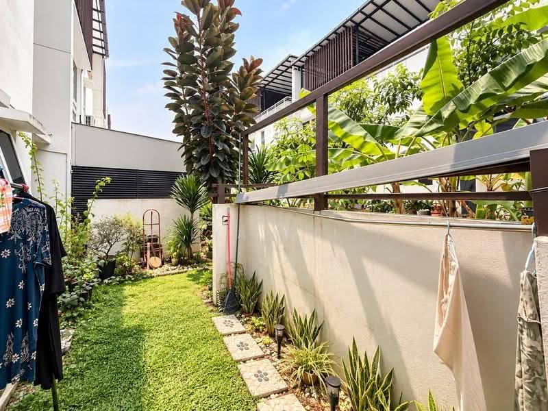 3-storey Terraced House for Sale in Putrajaya (Putrajaya) - BILYA ARIFF - Garden - PropertyGuru.com.my