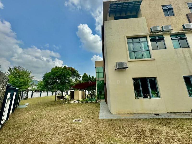 Bungalow House untuk Dijual di Seksyen 7 (Shah Alam) - Sa'a Nordin - Exterior - PropertyGuru.com.my