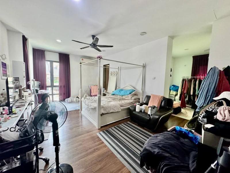 Bungalow House untuk Dijual di Seksyen 7 (Shah Alam) - Sa'a Nordin - Bedroom - PropertyGuru.com.my