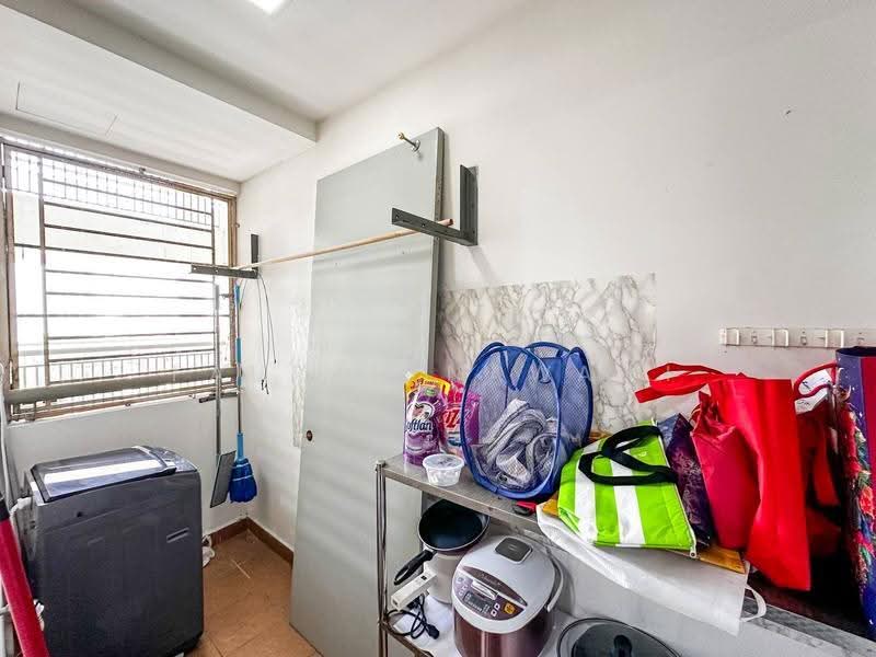 Kondominium untuk Dijual di Suasana Lumayan - Fauran Nawawi - PropertyGuru.com.my