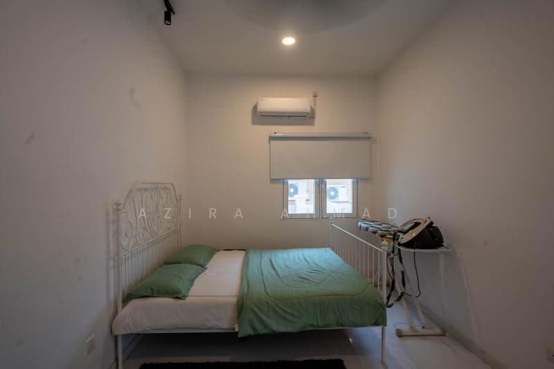 Bungalow House for Sale in Bangi (Selangor) - Azira Ahmad - Bedroom - PropertyGuru.com.my