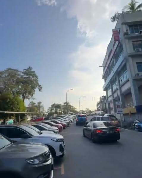 Shop / Office for Rent in Taipan Business Centre (Subang Jaya) - Nicole Chen - Exterior - PropertyGuru.com.my
