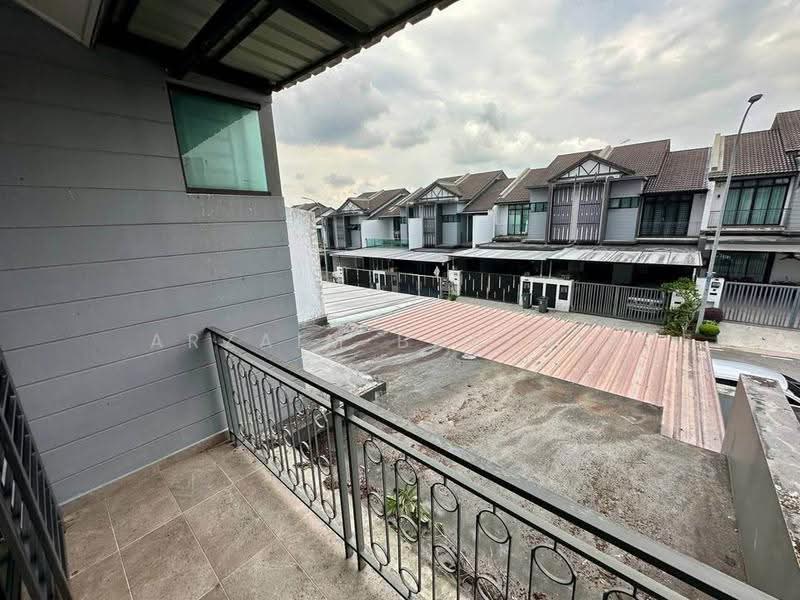 Rumah Teres 2-Tingkat untuk Dijual di Bandar Putra Kulai (Kulai) - Arzaim Barimin - Exterior - PropertyGuru.com.my