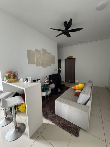 Kediaman Servis untuk Disewa di Twin Tower Residence - Jaden Chai - Living Room - PropertyGuru.com.my