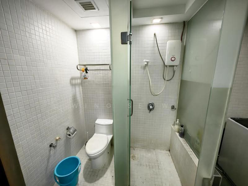 Kondominium untuk Disewa di 10 Semantan Suites - Wing Seow - Bathroom - PropertyGuru.com.my