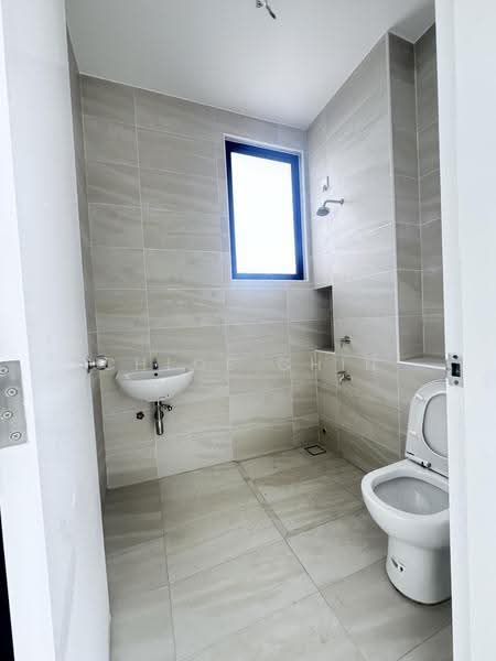 2-storey Terraced House for Sale in Taman Ekoflora (Johor Bahru) - Chloe Chin - Bathroom - PropertyGuru.com.my