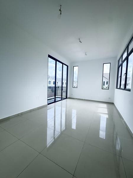 2-storey Terraced House for Sale in Taman Ekoflora (Johor Bahru) - Chloe Chin - Living Room - PropertyGuru.com.my