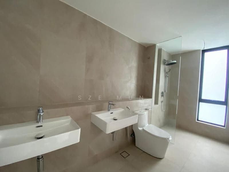 Terraced House for Sale in Petaling (Selangor) - Sze Mun - Bathroom - PropertyGuru.com.my