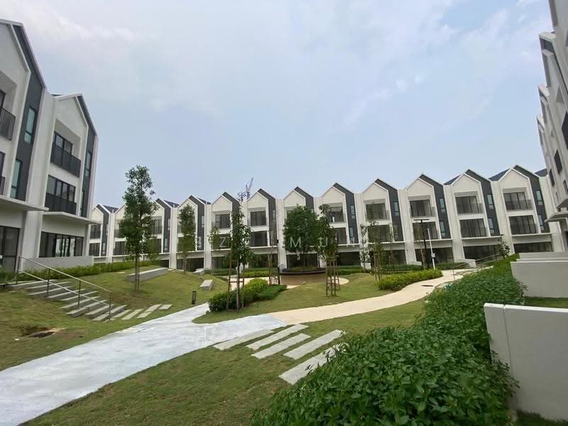 Terraced House for Sale in Petaling (Selangor) - Sze Mun - Exterior - PropertyGuru.com.my