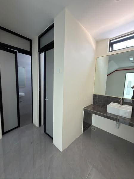 Detached Factory for Rent in Kuala Selangor (Selangor) - Jack Lai - Bathroom - PropertyGuru.com.my