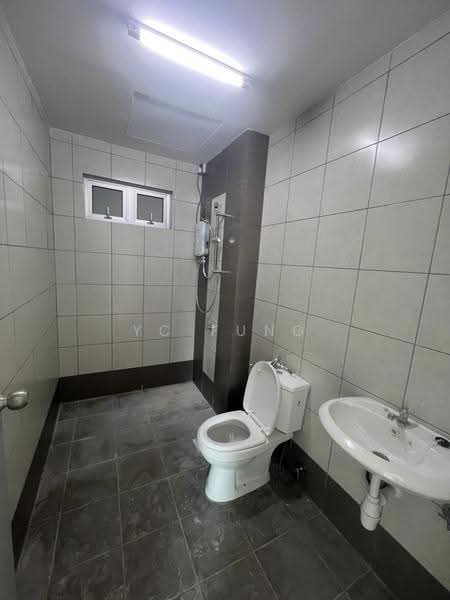Kediaman Servis untuk Disewa di One 49 Residence - YC Fung - Bathroom - PropertyGuru.com.my