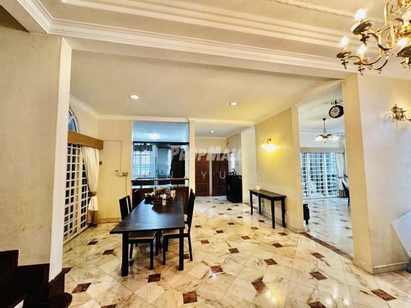 Bungalow House for Rent in Seksyen 2 (Shah Alam) - Erin Yusof - Dining Room - PropertyGuru.com.my