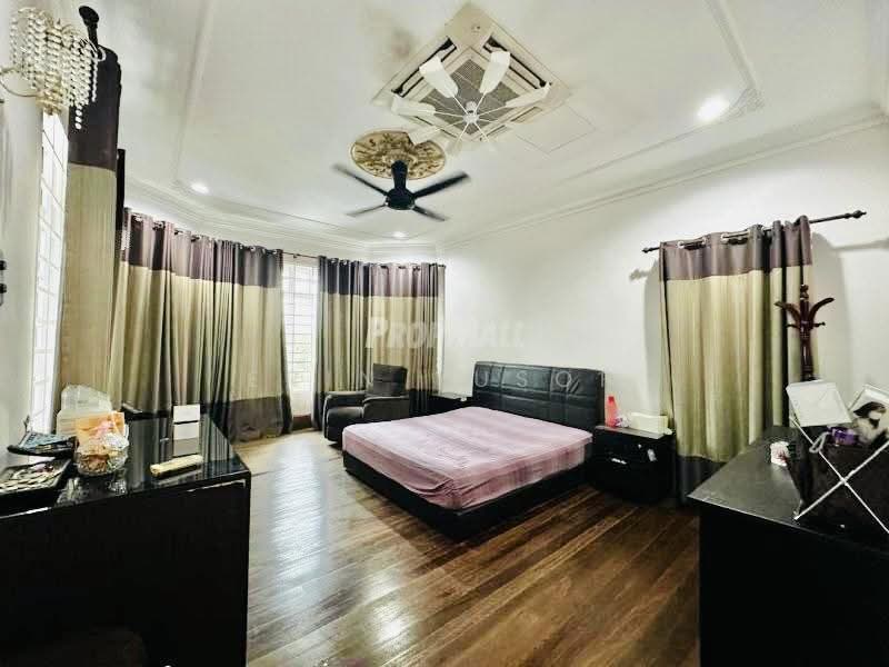 Bungalow House for Rent in Seksyen 2 (Shah Alam) - Erin Yusof - Bedroom - PropertyGuru.com.my