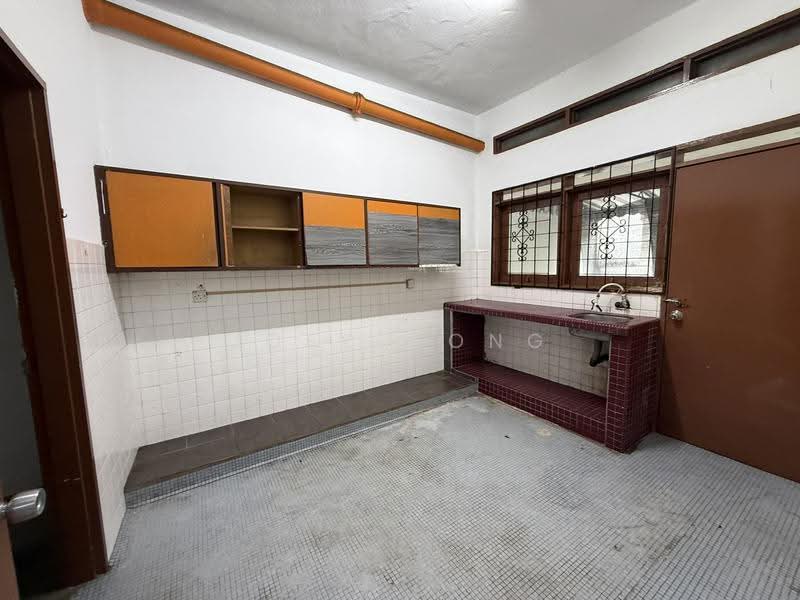 2-storey Terraced House for Sale in SS3 (Petaling Jaya) - Joey Wong - Kitchen - PropertyGuru.com.my