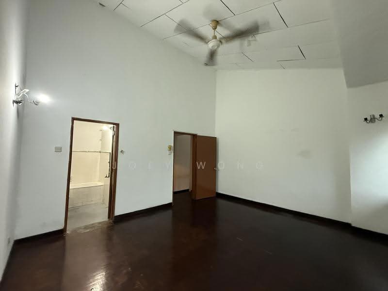 2-storey Terraced House for Sale in SS3 (Petaling Jaya) - Joey Wong - Bathroom - PropertyGuru.com.my