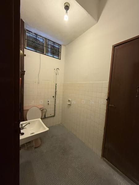 2-storey Terraced House for Sale in SS3 (Petaling Jaya) - Joey Wong - Bathroom - PropertyGuru.com.my