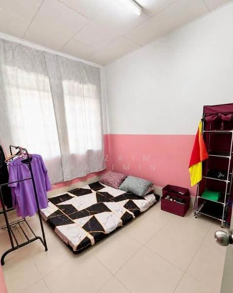 Rumah Teres 2-Tingkat untuk Dijual di Taman Mawar (Pasir Gudang) - Arzaim Barimin - Bedroom - PropertyGuru.com.my