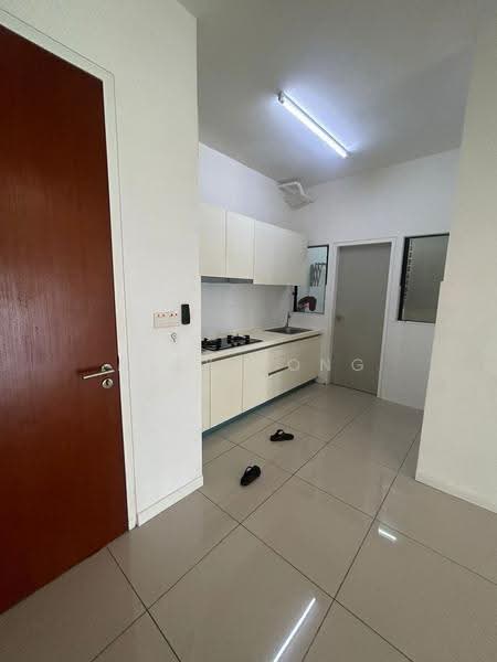 Kondominium untuk Disewa di The Greens (Residensi Hijauan) @ Subang West - Alex Tong - Kitchen - PropertyGuru.com.my