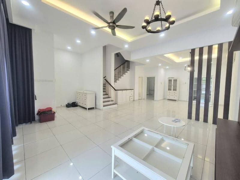2.5-storey Terraced House for Sale in Alam Impian (Shah Alam) - Hazeman Omar - Living Room - PropertyGuru.com.my