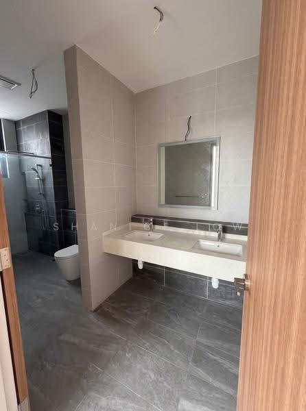 Rumah Teres 3-Tingkat untuk Dijual di Taman Puchong Legenda (Puchong) - Shanice Low - Bathroom - PropertyGuru.com.my