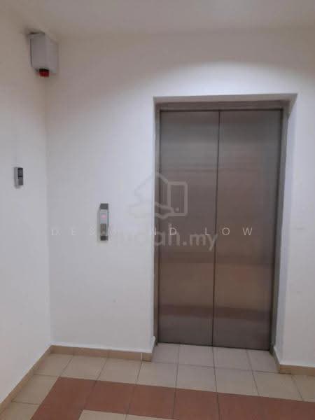 Pejabat untuk Disewa di Bedford Business Park (Kuala Lumpur) - Desmond Low - Corridor - PropertyGuru.com.my