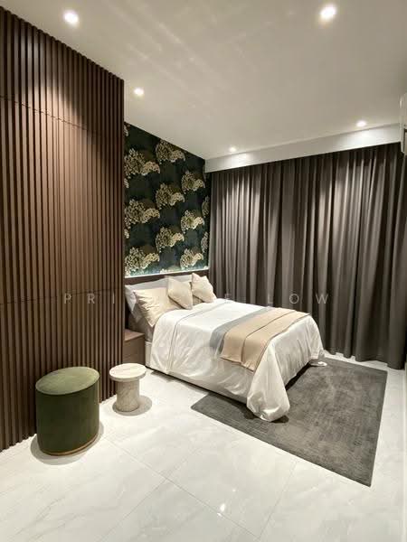 Kondominium untuk Dijual di Vista Lavender - Pristine Low - Bedroom - PropertyGuru.com.my