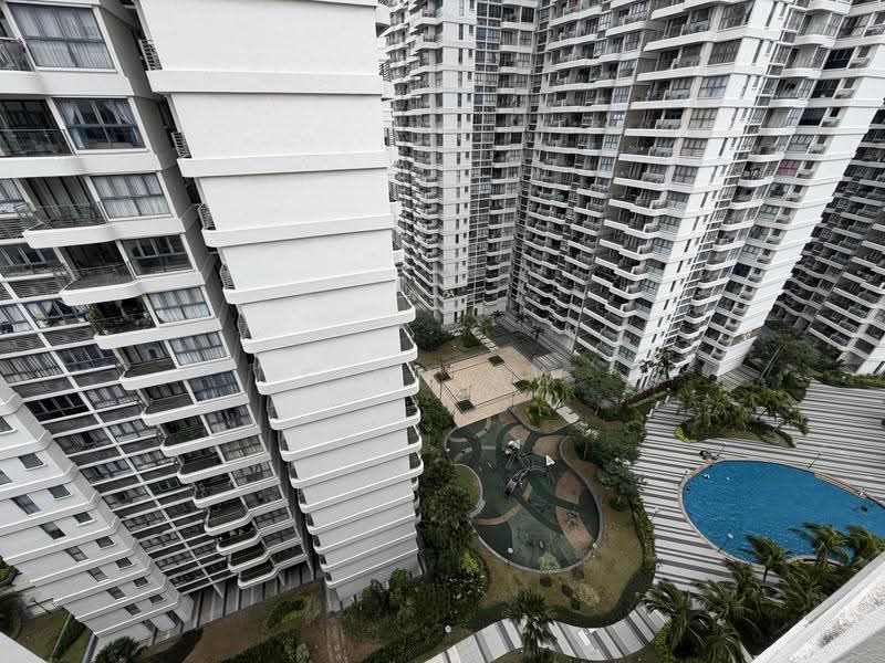 Kondominium untuk Dijual di Bay Point @ Country Garden Danga Bay - Finn Aw - Exterior - PropertyGuru.com.my