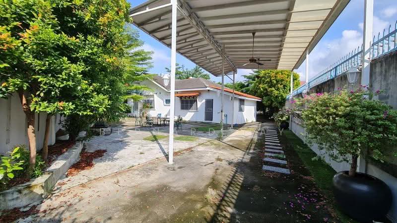 Bungalow House for Rent in Bandar Bukit Tinggi (Klang) - Bernard Tay - PropertyGuru.com.my