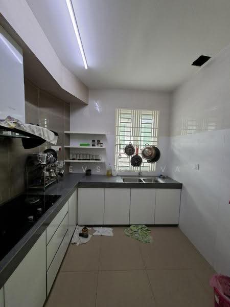 2-storey Terraced House for Sale in Bandar Sri Sendayan (Negeri Sembilan) - Jeevs Jeeva - Kitchen - PropertyGuru.com.my