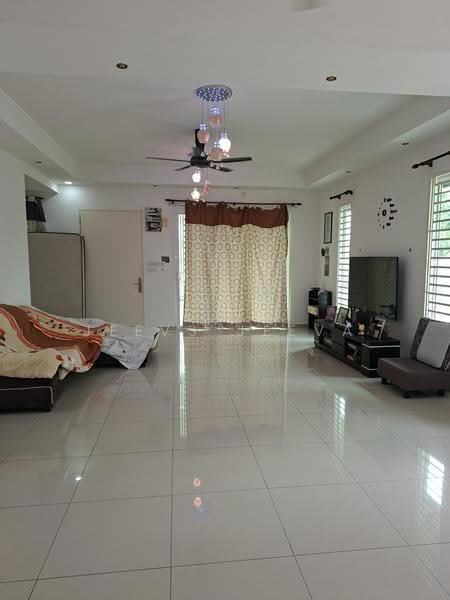 2-storey Terraced House for Sale in Bandar Sri Sendayan (Negeri Sembilan) - Jeevs Jeeva - Living Room - PropertyGuru.com.my