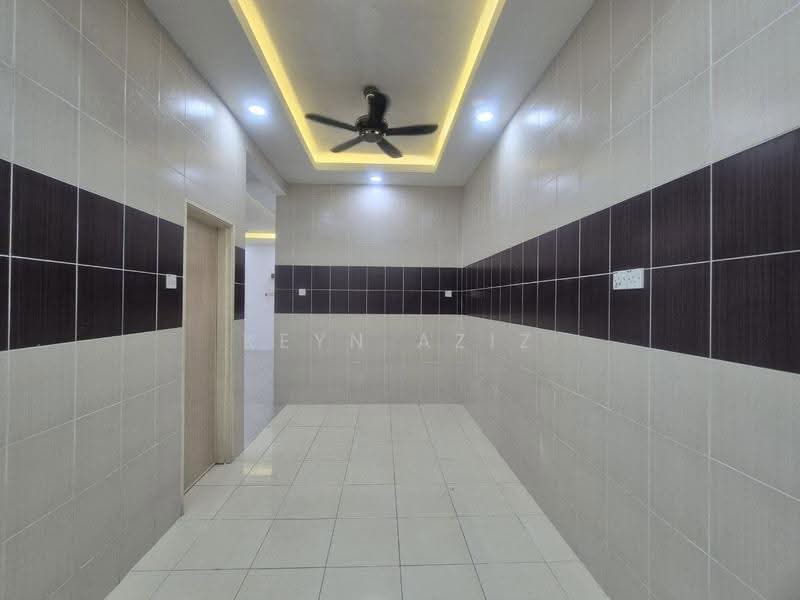Rumah Berkembar untuk Disewa di Bandar Saujana Putra (Tanjong Duabelas) - Keyn Aziz - Interior - PropertyGuru.com.my