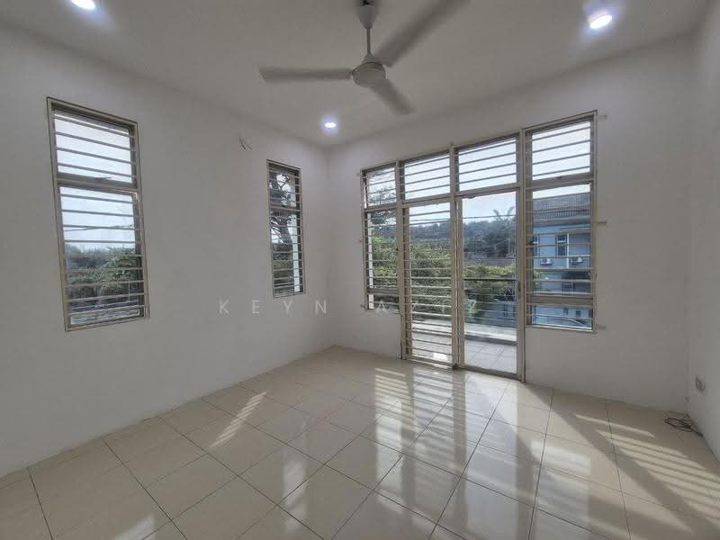 Rumah Berkembar untuk Disewa di Bandar Saujana Putra (Tanjong Duabelas) - Keyn Aziz - Interior - PropertyGuru.com.my