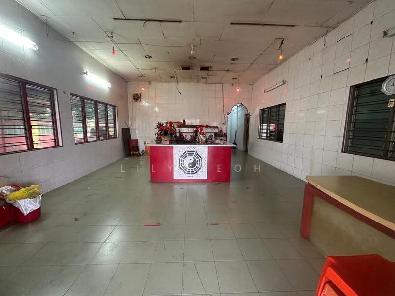 Rumah Teres 1-Tingkat untuk Dijual di Klang (Selangor) - LILY YEOH - Living Room - PropertyGuru.com.my