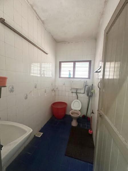 Rumah Teres 1-Tingkat untuk Dijual di Klang (Selangor) - LILY YEOH - Bathroom - PropertyGuru.com.my