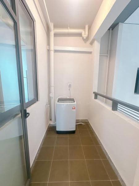Kondominium untuk Dijual di R&F Princess Cove Phase 2-Seine Region - May Khoo - Balcony - PropertyGuru.com.my
