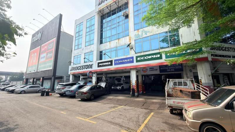 Shop / Office for Sale in Bandar Puteri Puchong (Puchong) - BILYA ARIFF - Exterior - PropertyGuru.com.my