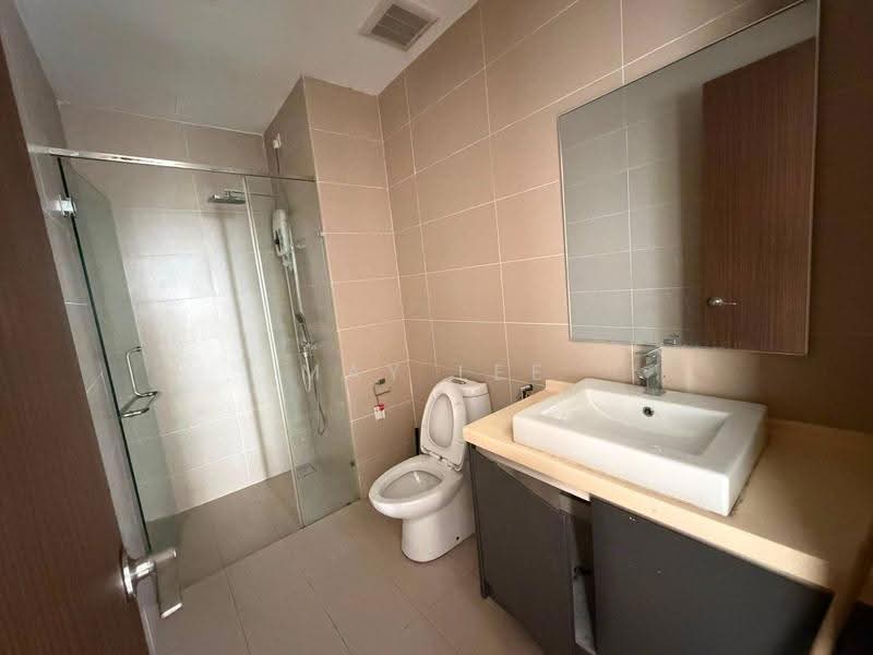 Rumah Teres 1.5-Tingkat untuk Dijual di Bandar Seri Alam (Masai) - May Lee - Bathroom - PropertyGuru.com.my