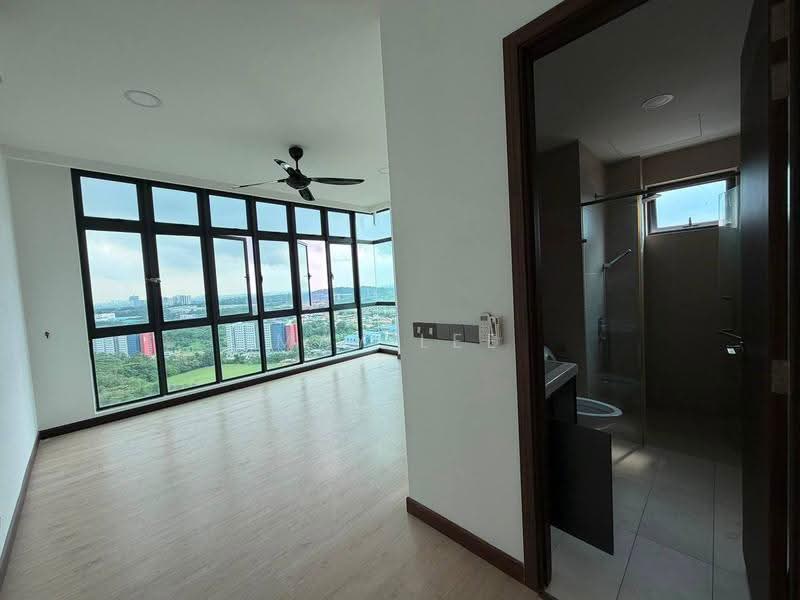 Rumah Teres 1.5-Tingkat untuk Dijual di Bandar Seri Alam (Masai) - May Lee - Living Room - PropertyGuru.com.my