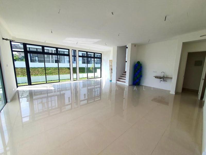 Semi-Detached House for Sale in Presint 12 (Putrajaya) - Mohd Ghazali - Living Room - PropertyGuru.com.my