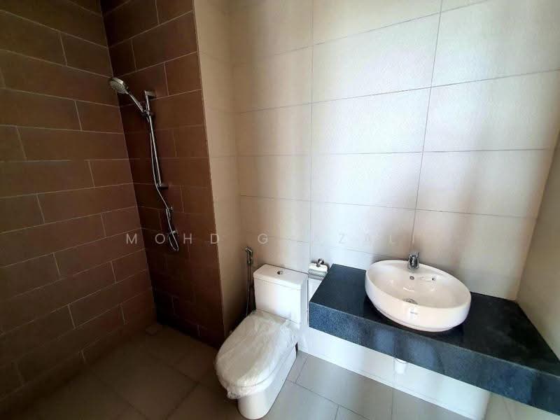 Semi-Detached House for Sale in Presint 12 (Putrajaya) - Mohd Ghazali - Bathroom - PropertyGuru.com.my