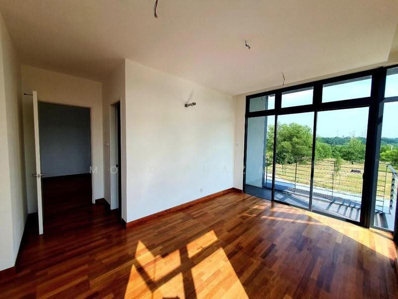 Semi-Detached House for Sale in Presint 12 (Putrajaya) - Mohd Ghazali - Living Room - PropertyGuru.com.my