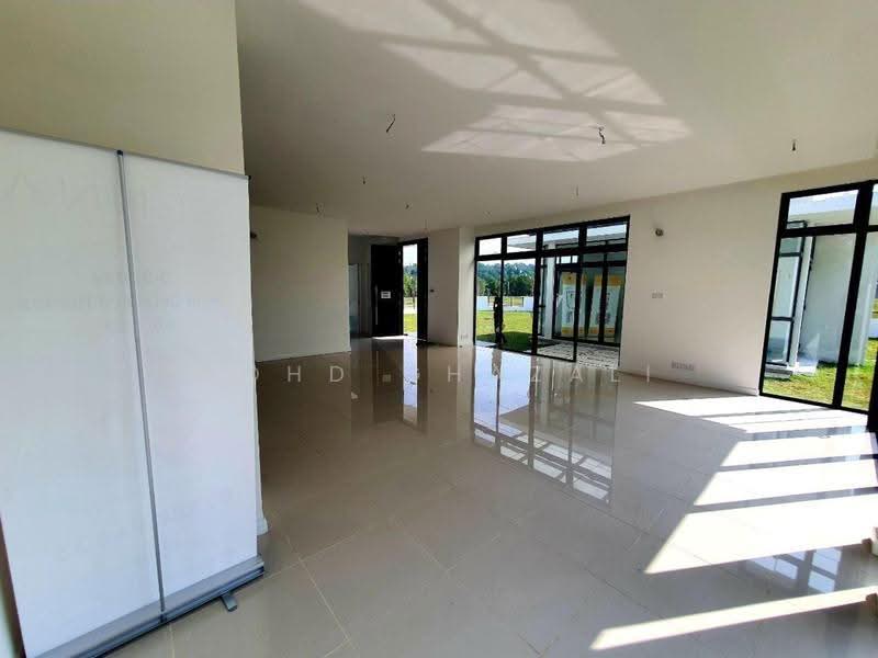 Semi-Detached House for Sale in Presint 12 (Putrajaya) - Mohd Ghazali - Living Room - PropertyGuru.com.my