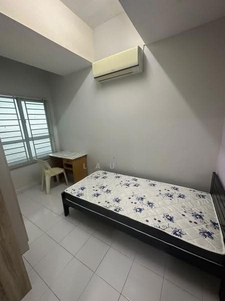 Apartment for Rent at University Place (Plaza Ivory) - LAU . - Bedroom - PropertyGuru.com.my