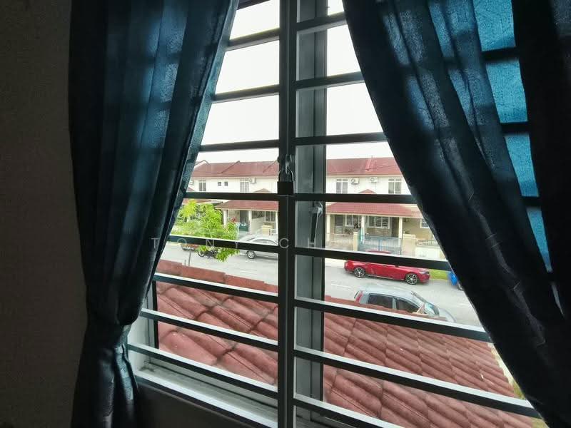 Rumah Teres 2-Tingkat untuk Dijual di Taman Setia Indah (Tebrau) - Tony Chong - View - PropertyGuru.com.my
