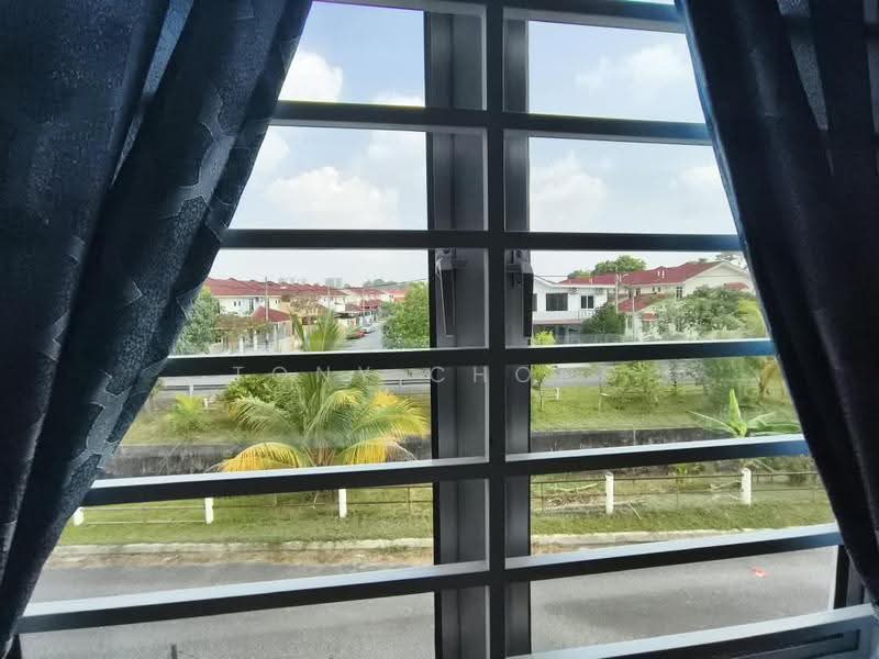 Rumah Teres 2-Tingkat untuk Dijual di Taman Setia Indah (Tebrau) - Tony Chong - View - PropertyGuru.com.my
