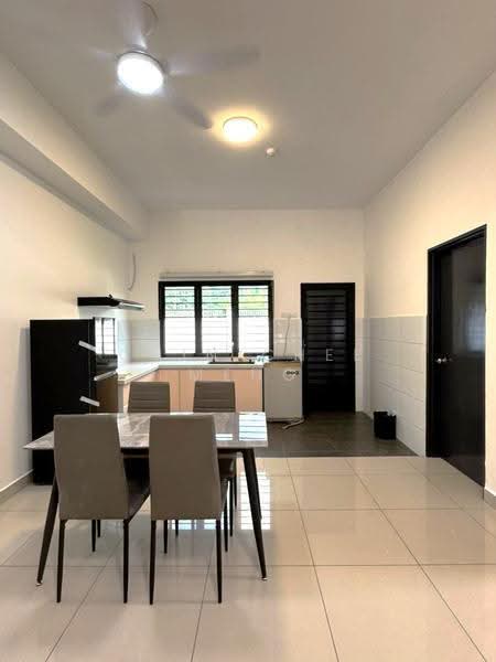 Townhouse for Rent in Kajang (Selangor) - Chin Chee Meng - Kitchen - PropertyGuru.com.my